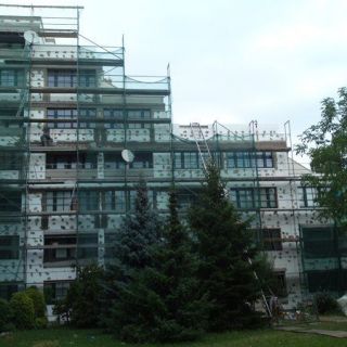 Novostavby, komplexná obnova bytových domov, zatepľovanie, strechy, hydroizolácie