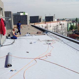 Novostavby, komplexná obnova bytových domov, zatepľovanie, strechy, hydroizolácie
